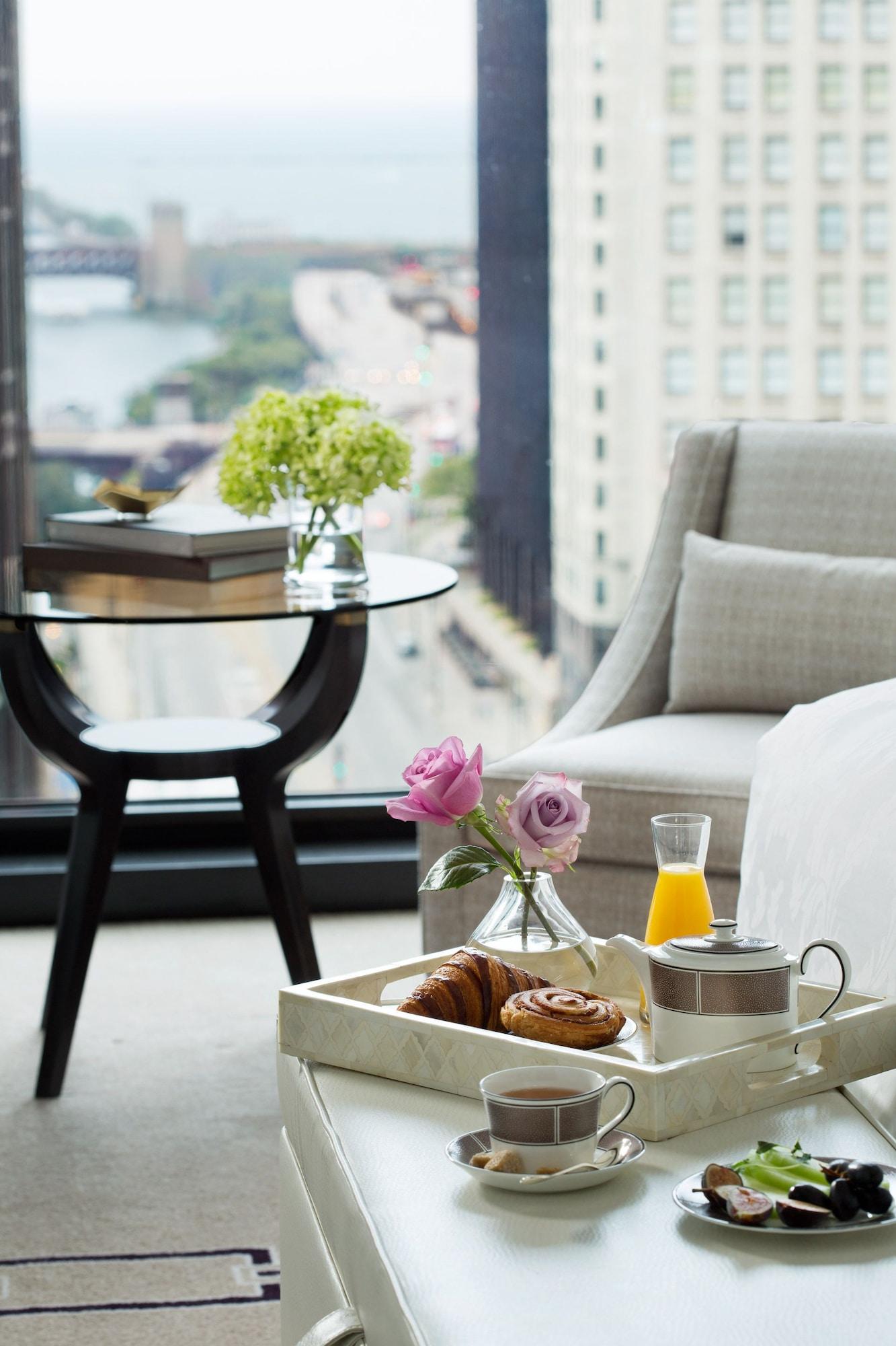 The Langham Chicago Hotel Exterior foto